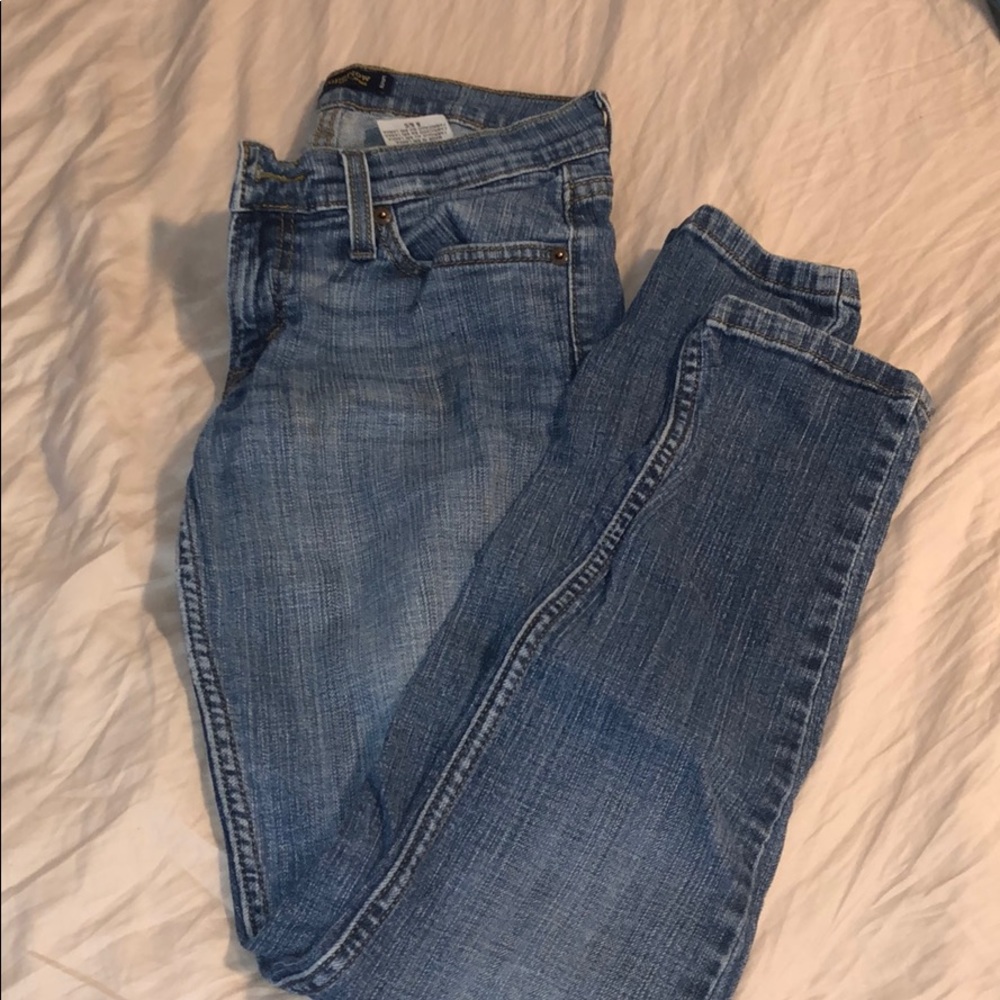 Levi’s 524 jeans